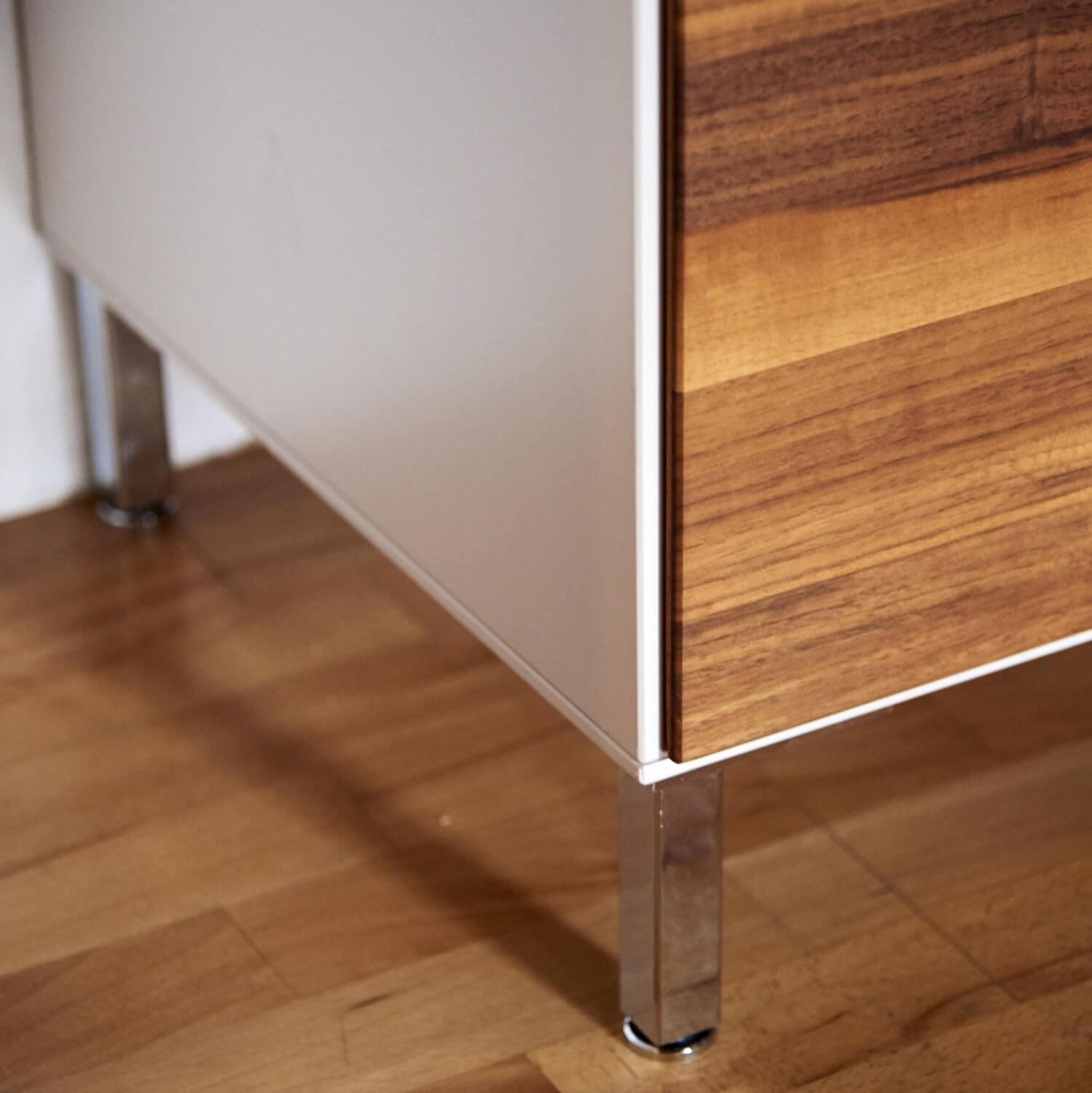 Gruber & Schlager - Sideboard Amineo Nussbaum Lack Matt Glas Matt - 3