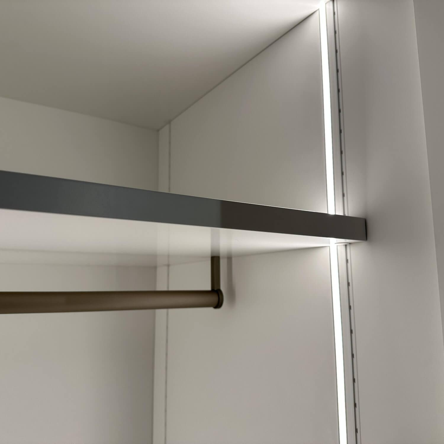 Interlübke - Kleiderschrank Intaro D3405 Lack M03 Schneeweiß Mit Beleuchtung Und Innenspiegel - 9