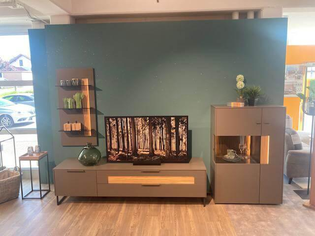 Loddenkemper - Wohnwand Linee Living LS24 Galano Lack Terrabraun Braun Grau Absetzung Eiche Wellenoptik Mit Beleuchtung - 6