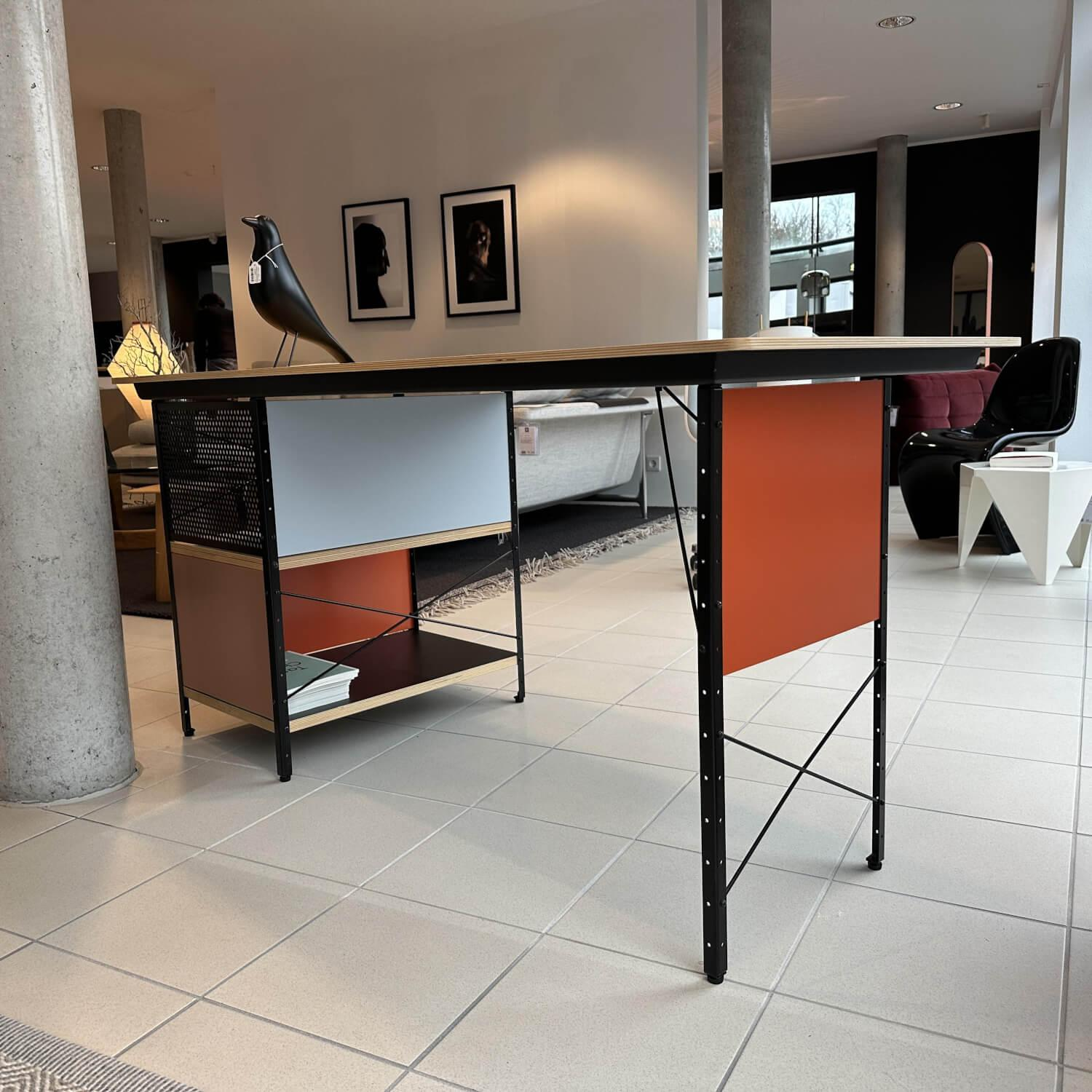 Vitra - Schreibtisch Eames EDU Tischplatte Holz Metall Orange / Red Pulverbeschichtet - 5