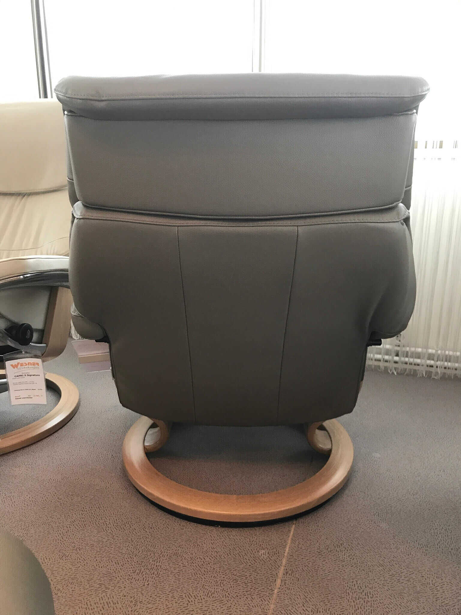 070-02-00206e Stressless - Sessel Capri L Leder Grau Paloma Classic mit Hocker - 7
