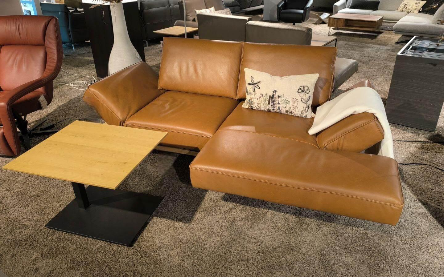 Koinor - Ecksofa Phoenix VZ Leder B Toro Whiskey Braun Plateau Wildeiche Natur Furniert Geölt Kufe Aluminium Schwarz Matt - 6