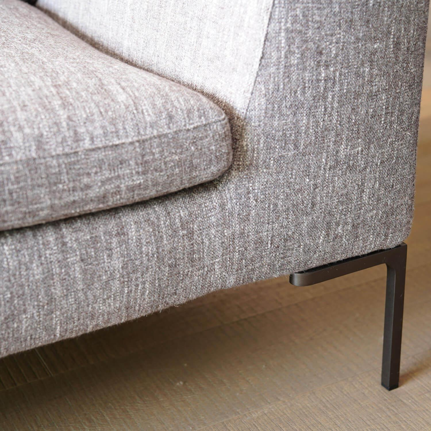 B&B Italia - Sofa Charles CH228 Bezug 2594251 Stoff Lodi Grau Füße 0170M Verchromt Schwarz Lackiert - 2