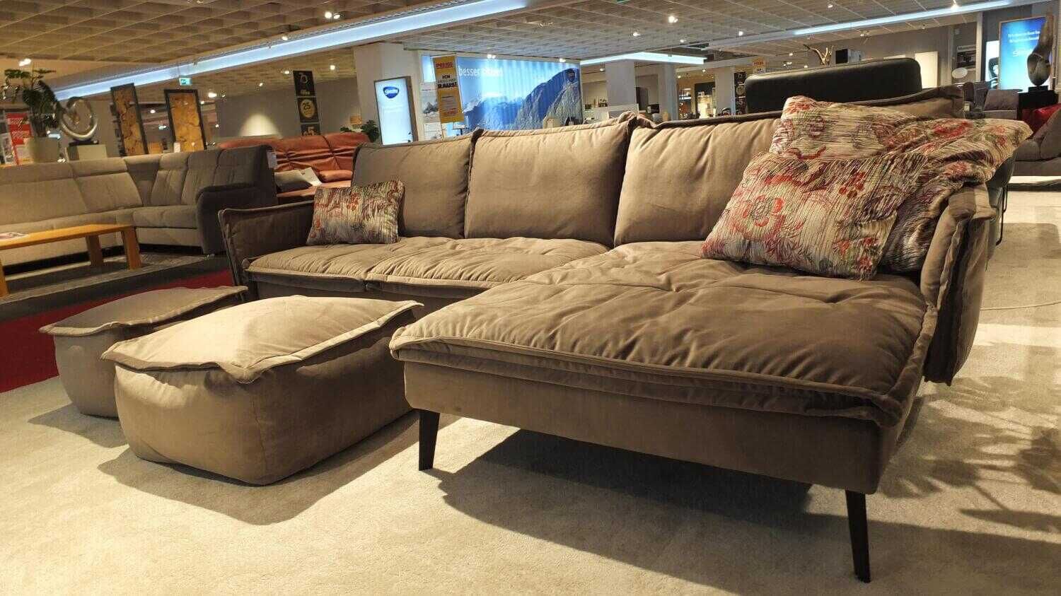 musterring-mehr-sofas-ecksofa-mr-6090-stoff-5-mouse-braun-grau-mit-2-hockern-0643c094c082dxFDaqpySXW4v Musterring - Ecksofa MR 6090 Stoff 5 Mouse Braun Grau mit 2 Hockern - 4