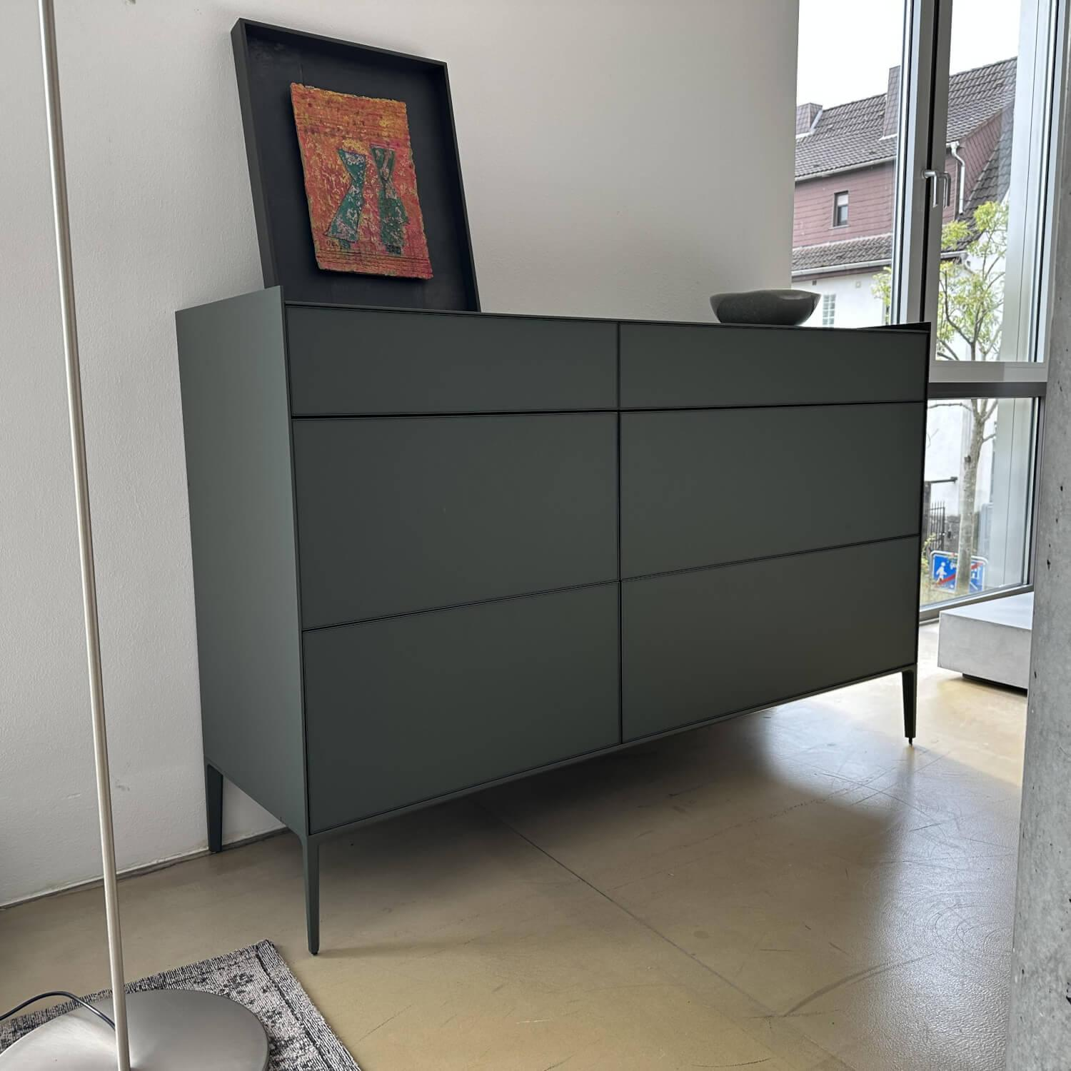 Rimadesio - Sideboard Self Bold Glas Matt Verde Lichte 147 Grün Gestell Metall Verde Lichte 314 Grün Lackiert - 5