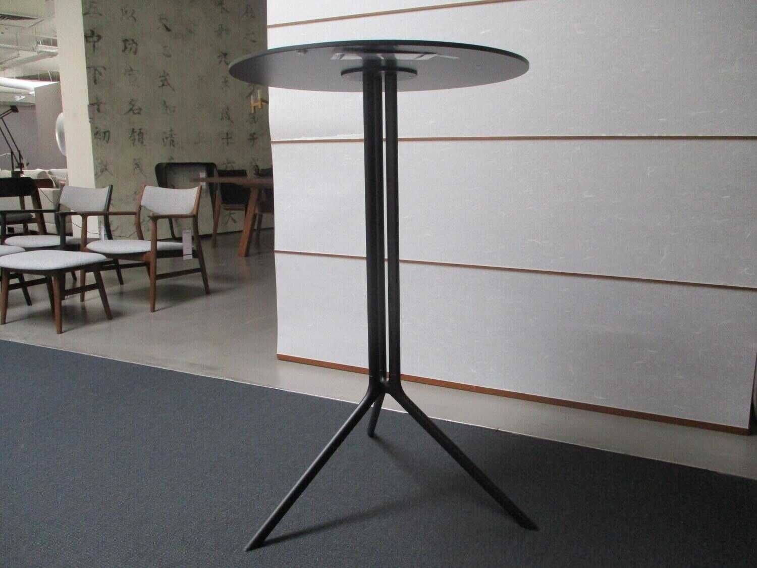 Kristalia - Stehtisch Poule Laminat Schwarz Aluminium Schwarz - 2