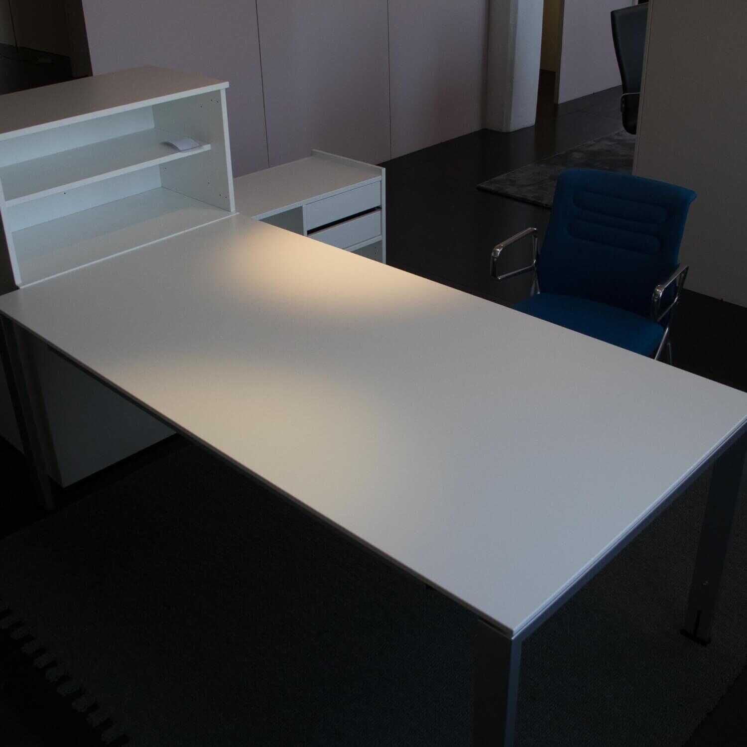 Schreibtisch mit Beistellschrank Hartbelag Weiß Ausziehbar