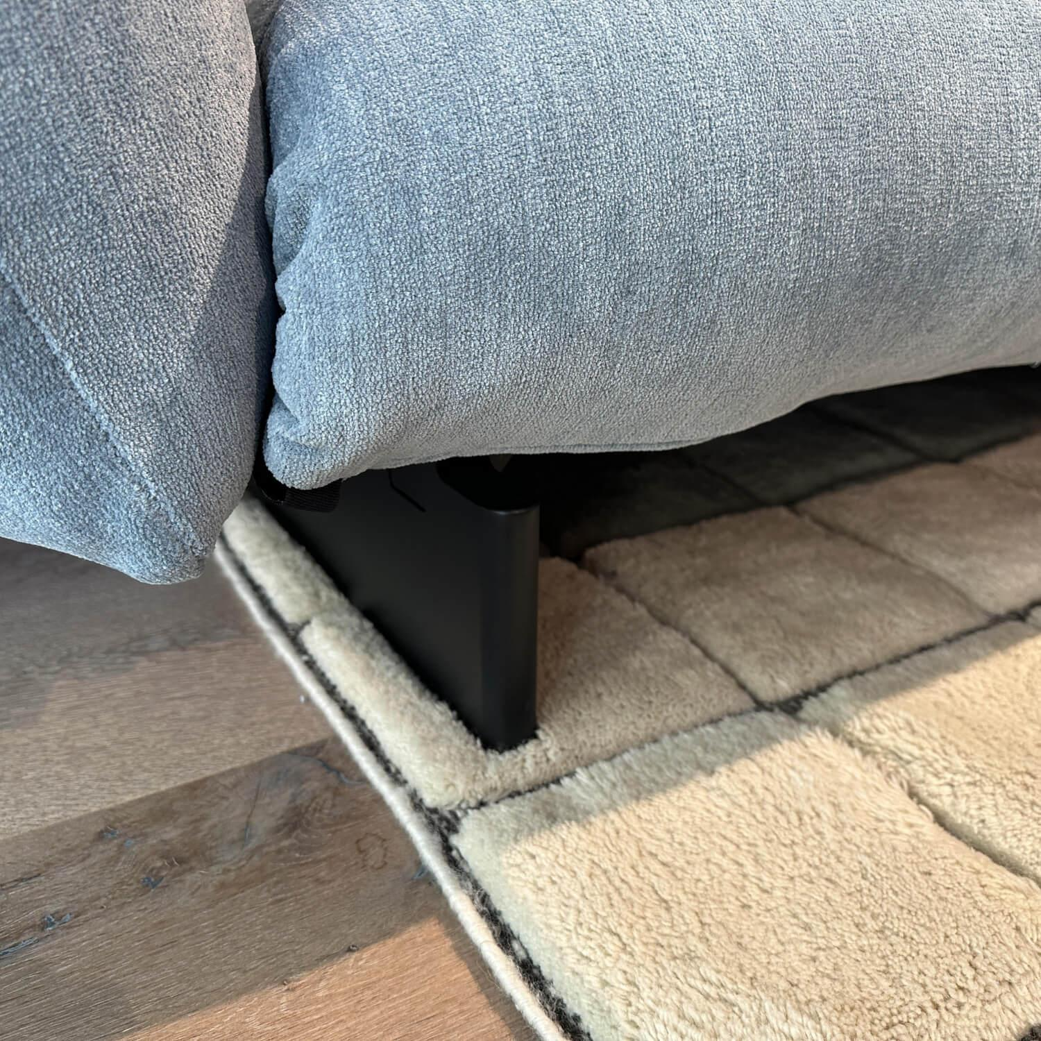 Cassina - Ecksofa Moncloud 865 Stoff Fox Cielo 316 Blau Füße Metall Schwarz Mit Kissen - 6
