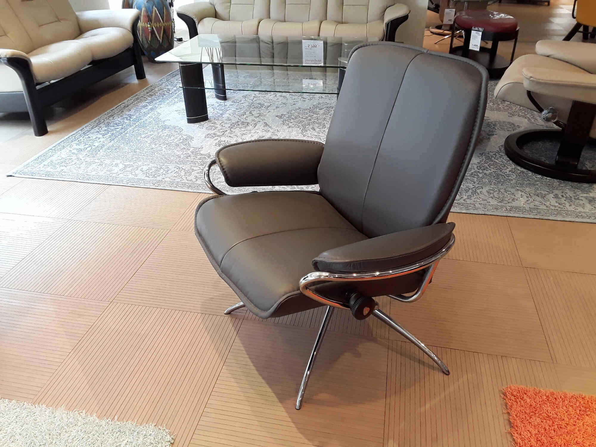 Stressless - Sessel City Low Back Leder Grau Star Base mit Hocker - 4