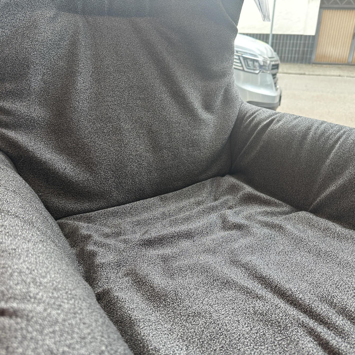 Freifrau - Sessel Leya Wingback Chair Innen Stoff Shake Walnut Braun Grau Außen Leder Muscat Carbon Braun Grau Mit Hocker - 4