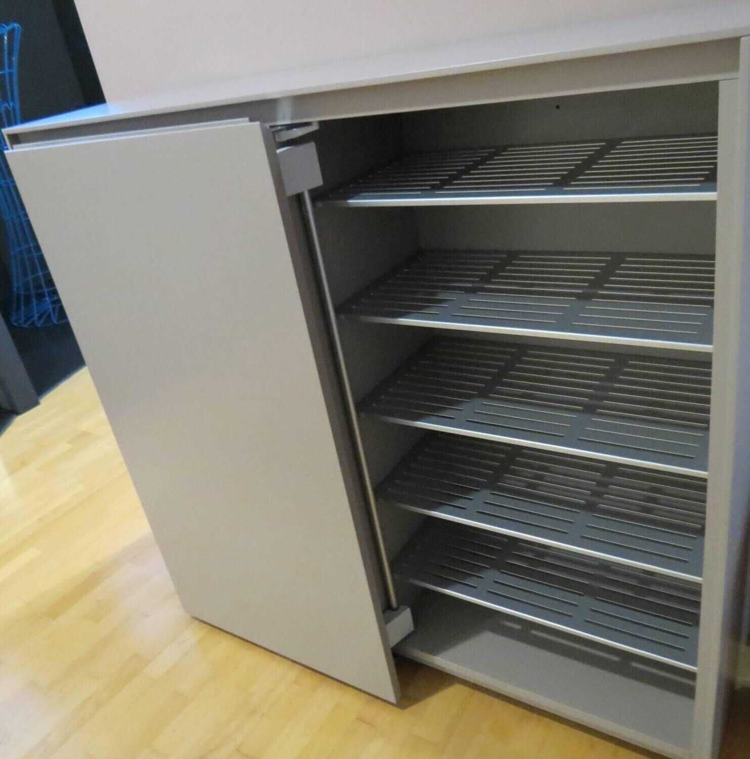 Schönbuch - Highboard Plain Lack Kieselstein 59 mit 2 Schiebetüren - 7
