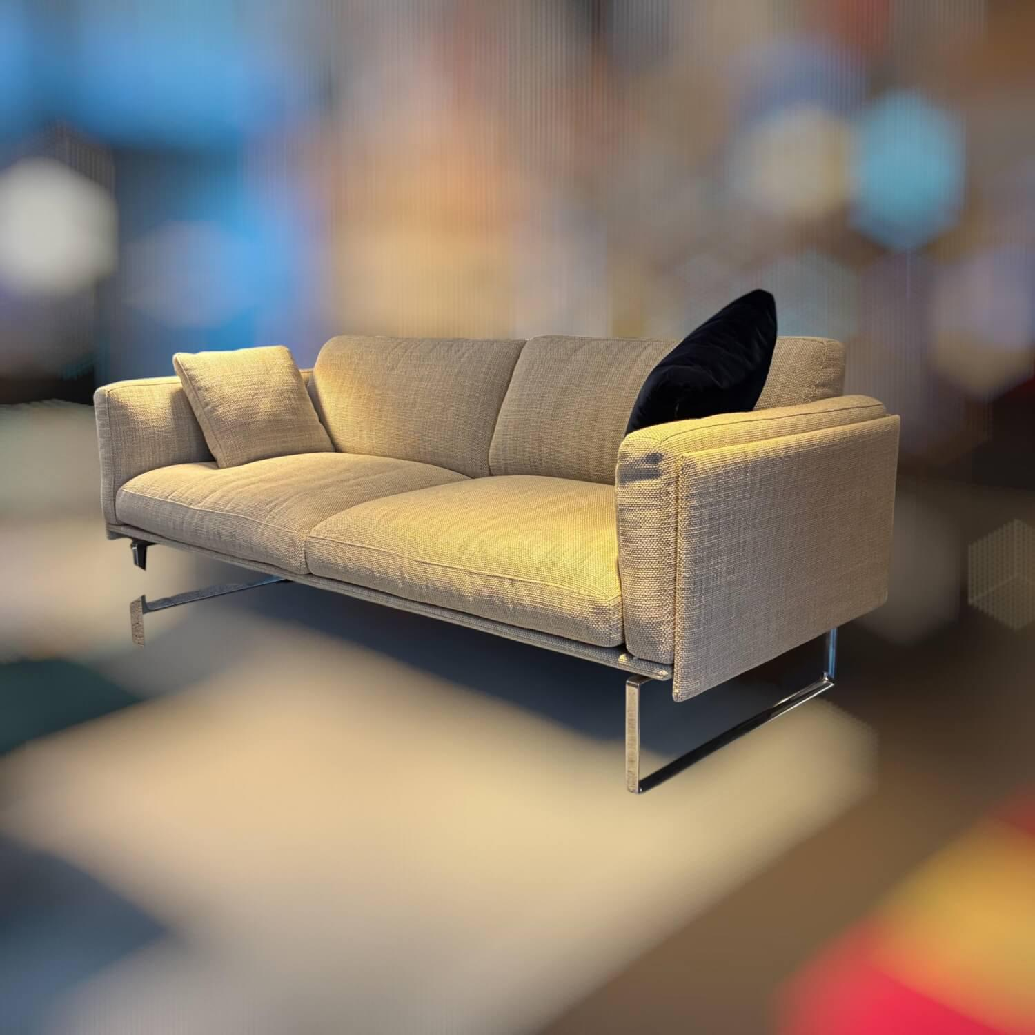 Cassina - Sofa 8 Stoff 13F323 Tensing Perla Beige Grau Gestell Alumninium Glänzend - 3