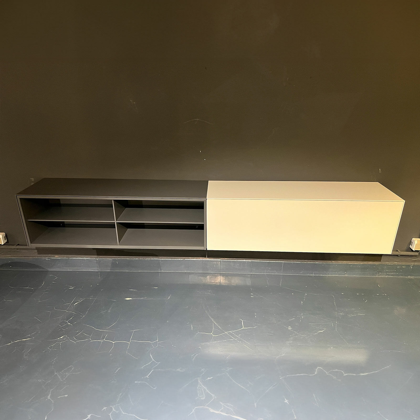 Piure - Edit Sideboard Hängend Mattlack Links Graphite Rechts Light Grey Grau - 4