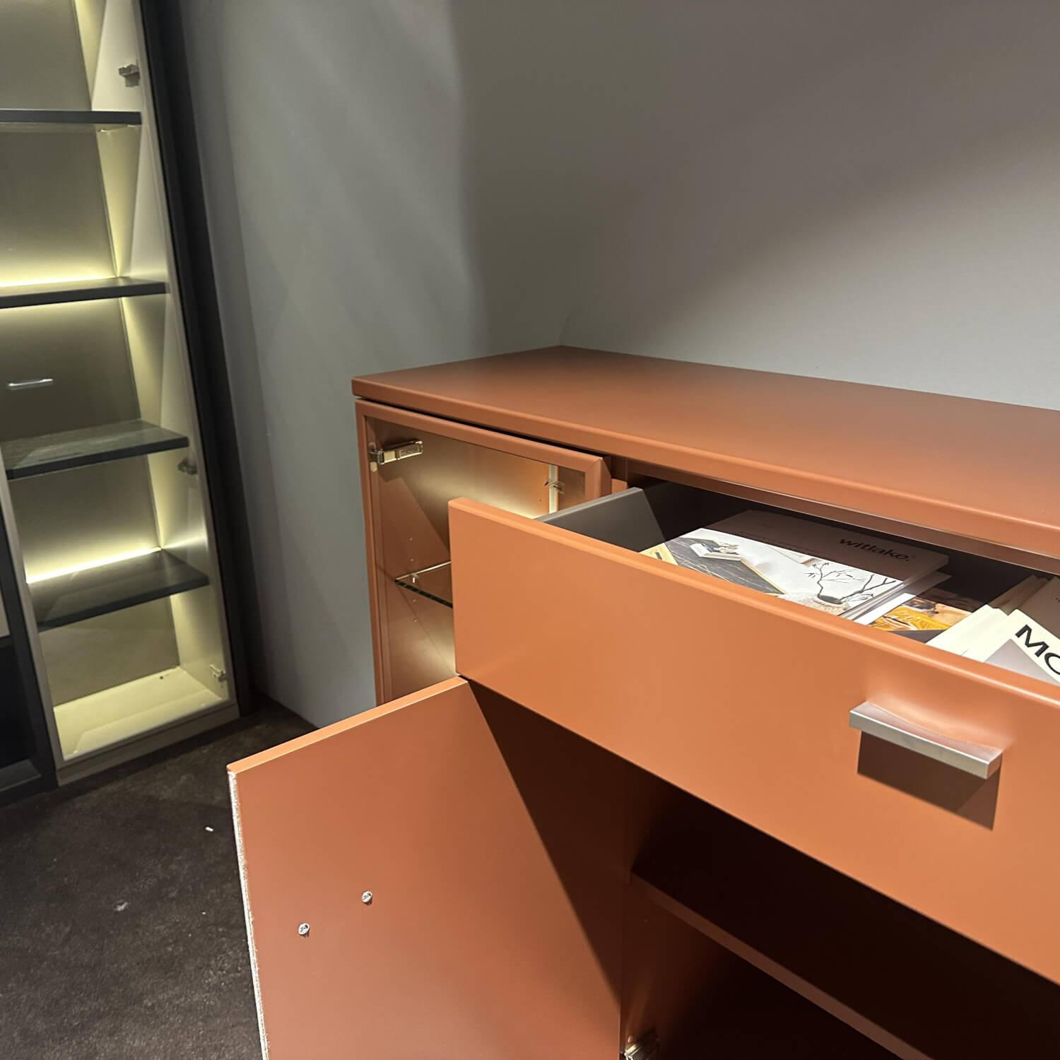 Mondo - Sideboard Alicante 20014 Lack Oxidrot Orange Griffe Chrom Matt Inklusive Beleuchtung - 2