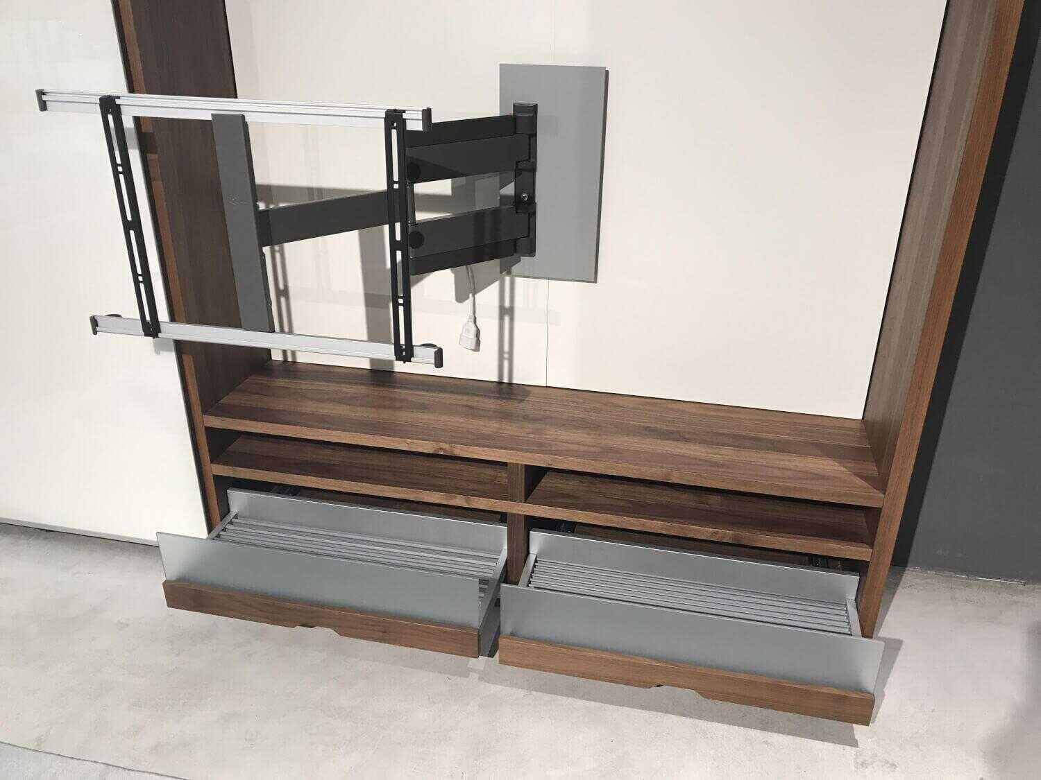 h-C3-BClsta-wohnwand-mega-design-glas-lackiert-wei-C3-9F-nussbaum-mit-tv-halterung-c509c0f6429d5E9lH1T2IN080 Hülsta - Wohnwand Mega Design Glas Lackiert Weiß Nussbaum mit TV-Halterung - 4