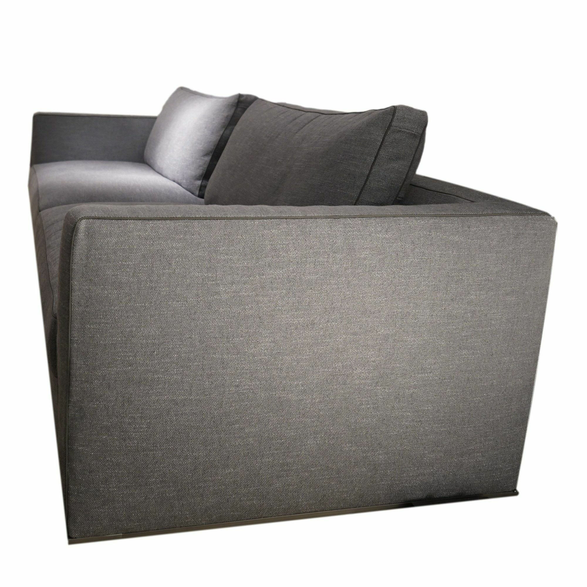 e191084d54e57e86b622a0e1532e089c76ebbf98_MF_0006027_001_mf_prop_image3_sofa_richard_9ra260_99299_von_b_b_italia_01_0211004a49d740f6a74a4