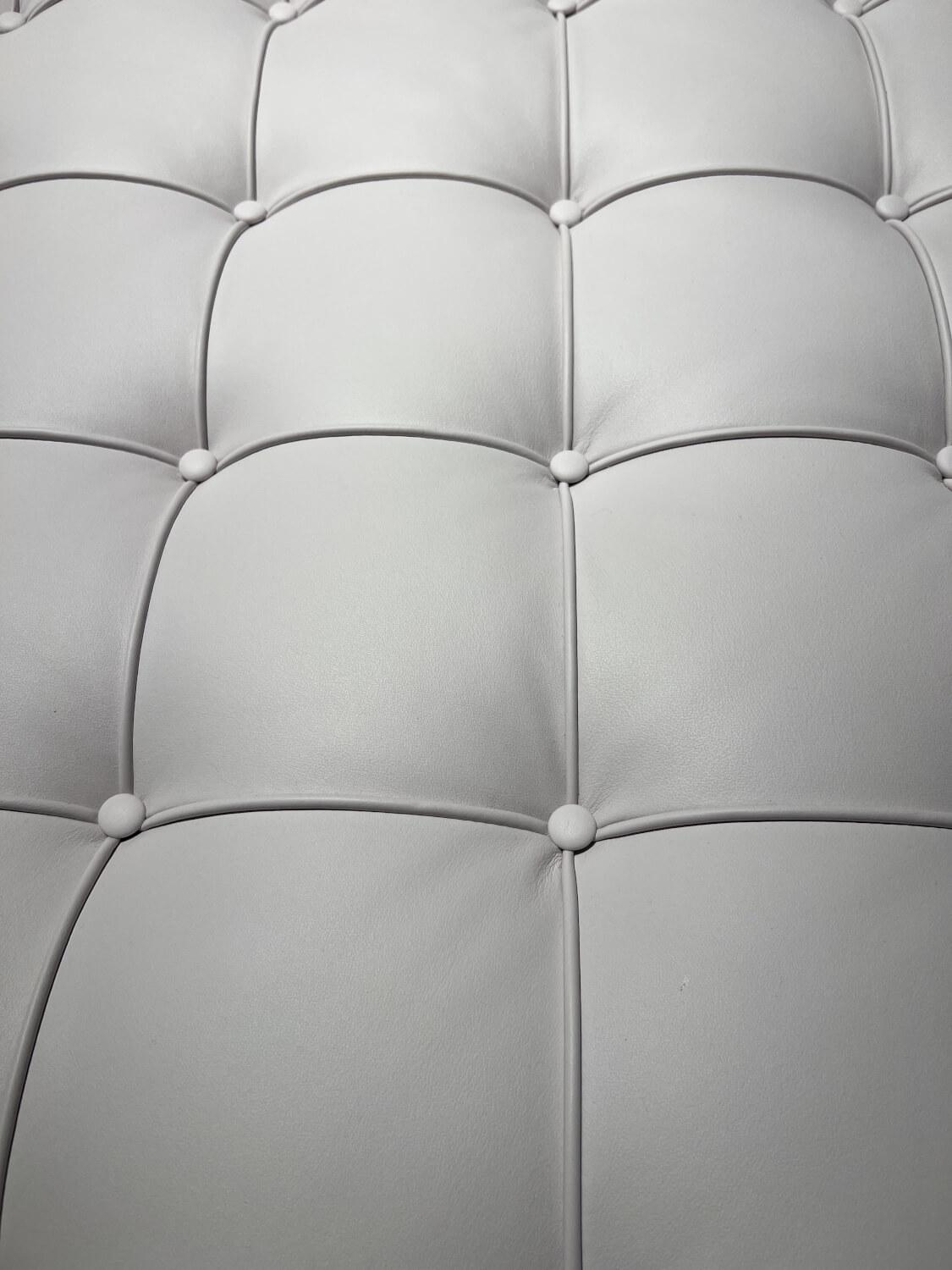 Knoll International - Liege Daybed Barcelona Leder Espania Fargo Weiß Gestell Esche Nussbaum Gebeizt Füße Stahl Poliert - 8