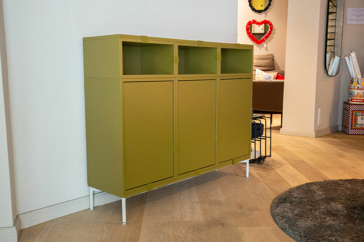 Muuto - Sideboard Stacked Olivgrün Gestell Stahl Pulverbeschichtet Weiß - 5