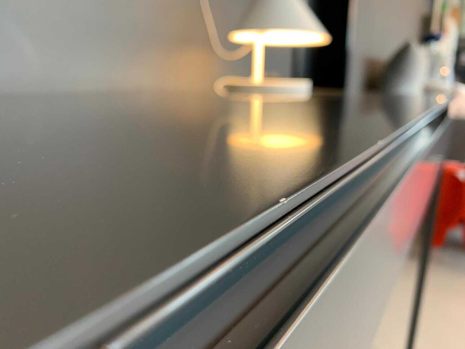 interl-C3-BCbke-sekret-C3-A4r-mell-m21-anthrazit-mit-1-schubkasten-vorn-und-organisationsfach-hinten-cd63816381b8EuKfaVfK5Ucrf Interlübke - Sekretär Mell M21 Anthrazit mit 1 Schubkasten vorn und Organisationsfach hinten - 4