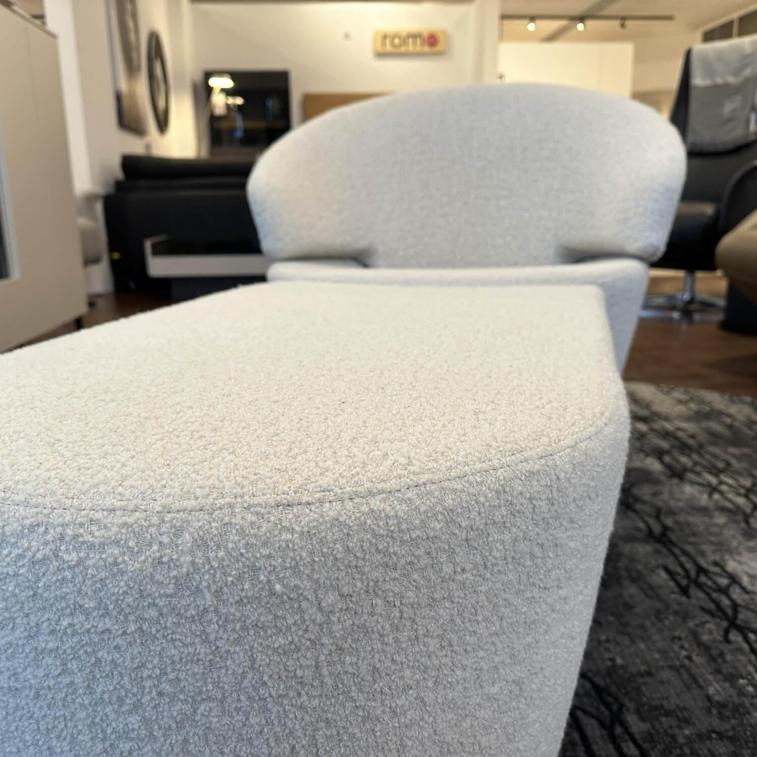 Werther - Sessel Trick Stoff Filippo Uecher Scapigliata 20 Linen Creme Drehteller Schwarz Inklusive Hocker - 3