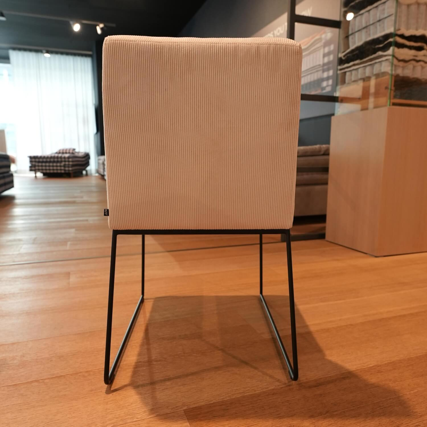 KFF - Stuhl D Fine Bezug Stoff Lisboa 05 Creme Rosa Kufengestell Struktur Schwarz - 3