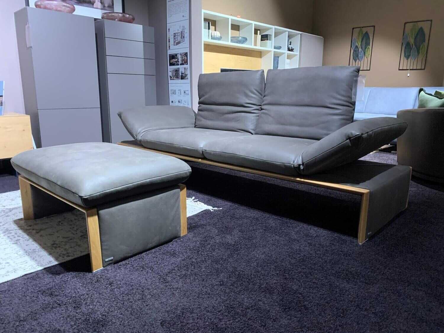 Koinor - Sofa Zweisitzer Leder A-India Spider Grau mit Hocker - 1