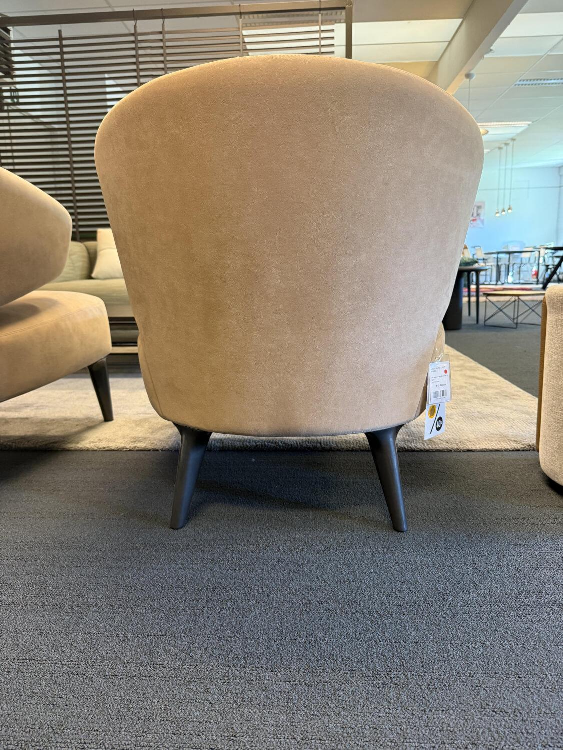 Minotti - 2er-Set Sessel Aston Alcantara Cipria Braun Beige Gestell Metall Zinnfarbig - 4