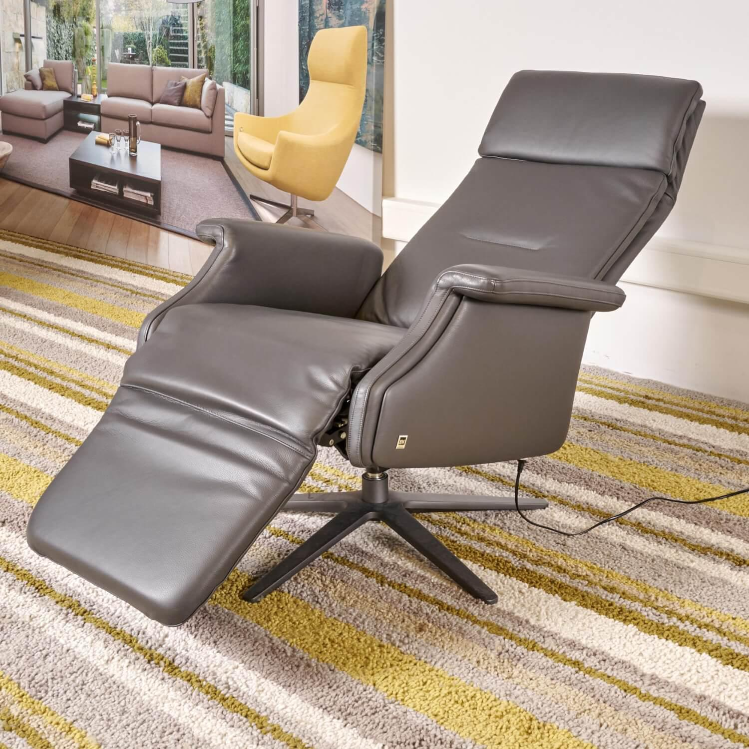 Bielefelder Werkstätten - Sessel Dexter Motorisch Leder Normandie Graphite - 11