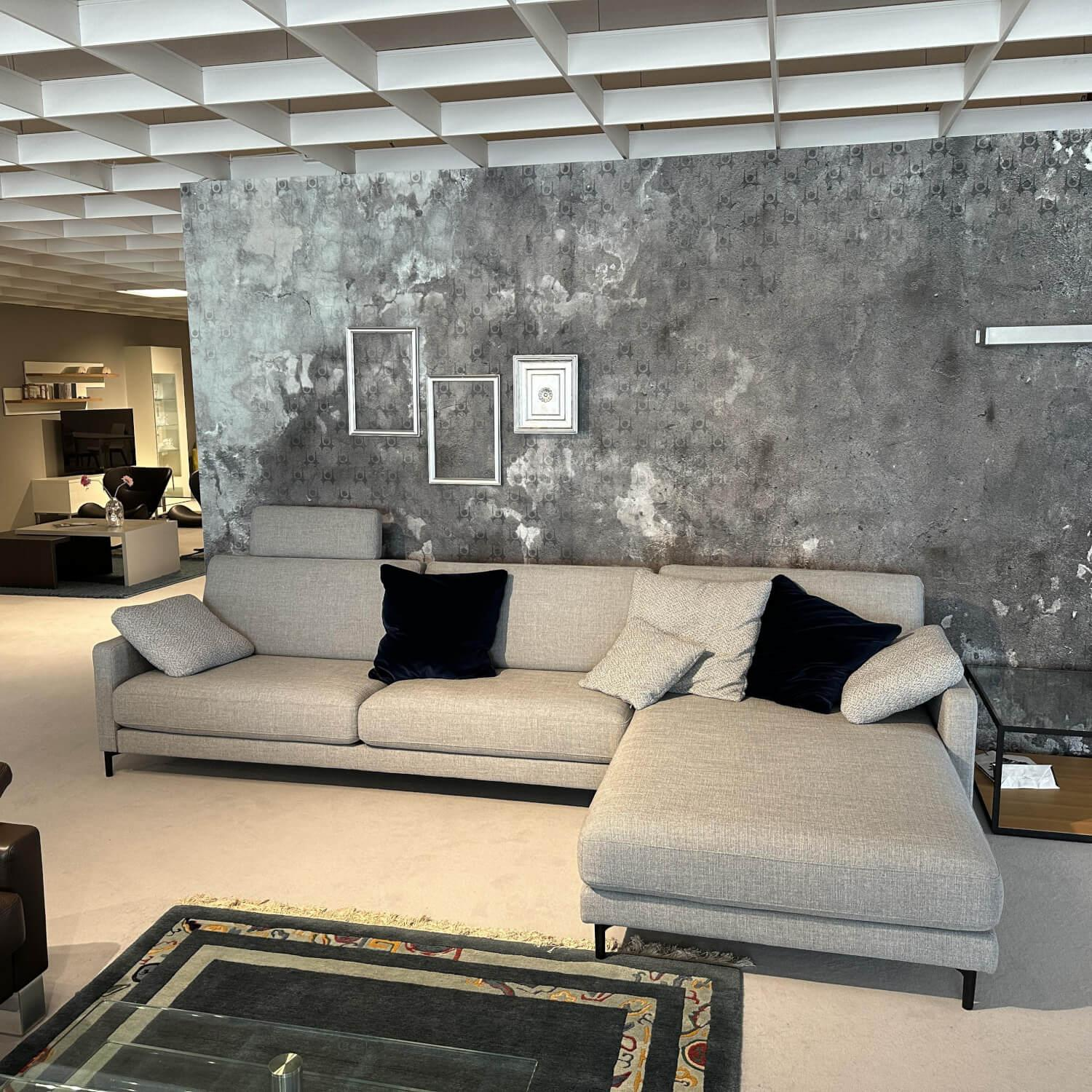 Rolf Benz - Ecksofa 011 Ego G Stoff 18 113 Signalgrau Gussfuß Aluminium Glatt Verkehrsschwarz Inklusive Kopfstütze Und Kissen - 2