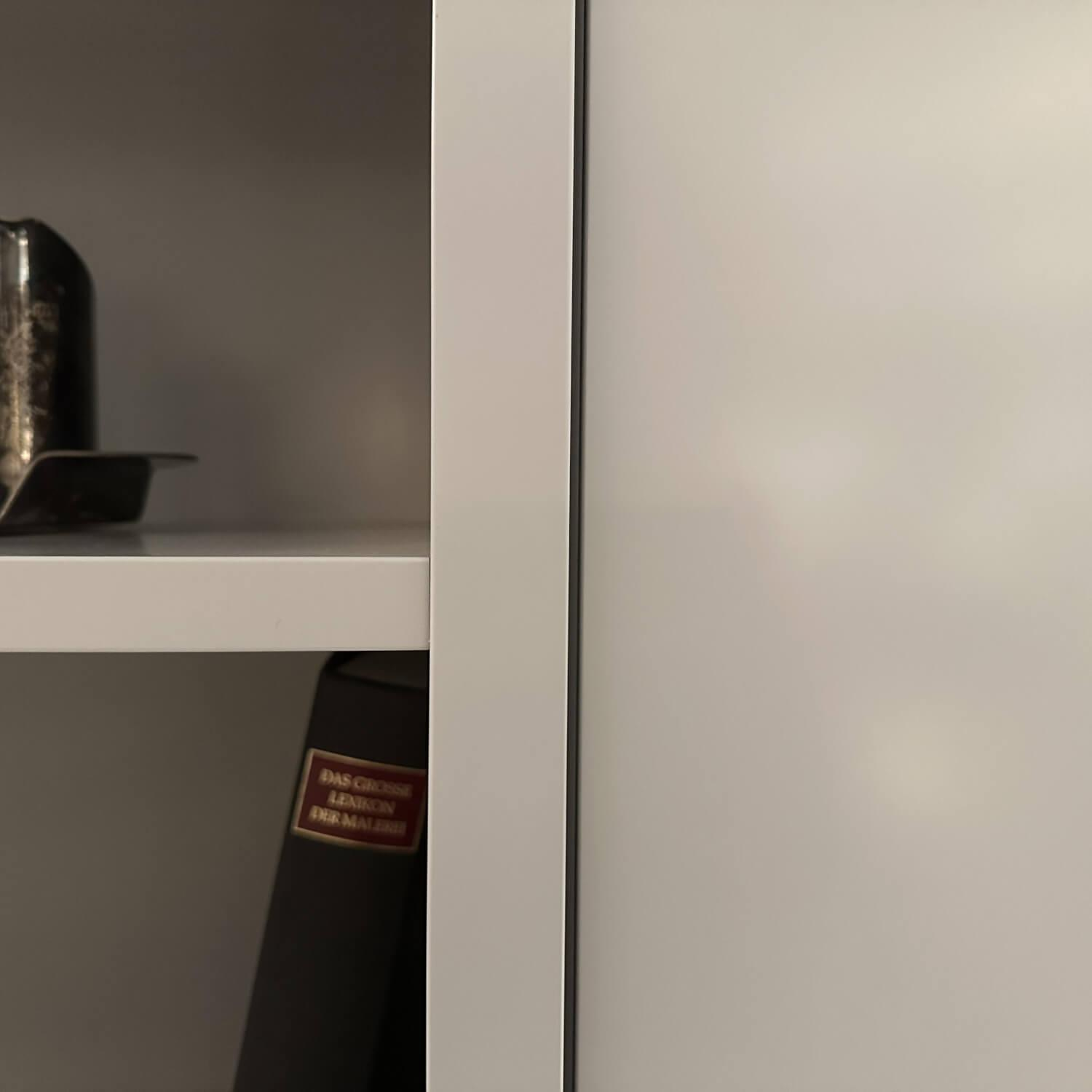 Interlübke - Schrankwand Studimo Front Und Korpus Lack Rauch Grau Matt Inklusive LED Beleuchtung - 5