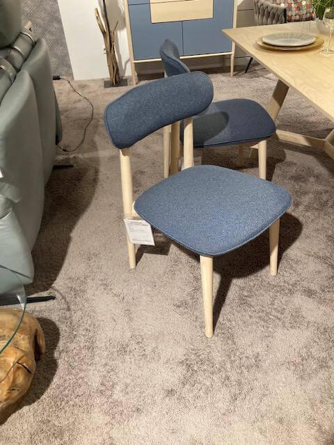 Anrei - Essgruppe Juna Esche Gebürstet Weiß-Geölt Tisch Stühle Bank - 6