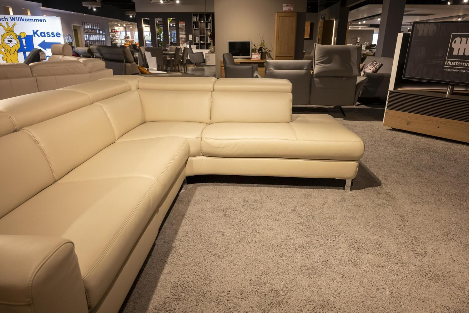 Ecksofa Sofakultur 248 Bezug Leder J Mercury Pearl Beige Fuß Metallwinkel 728 Chrom Glänzend Mit Kopfteilverstellung