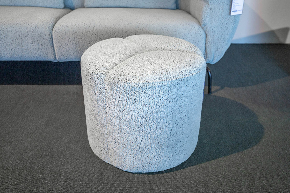 Brühl - Sofa Magnolia Stoff 6450-93 Blaugrau Gestell Metall Schwarz mit Hocker - 4