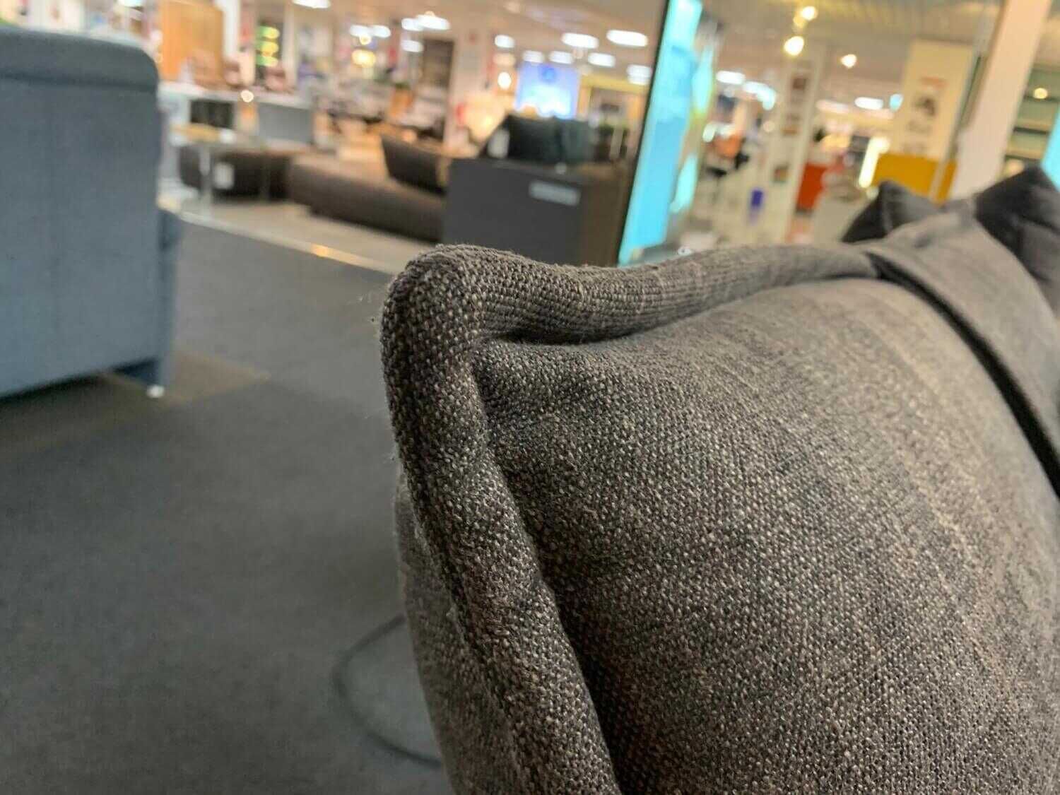 koinor-sofa-epos-free-motion-stoff-impression-89-dunkelbraun-kufe-schwarz-plateau-balkeneiche-7acf283a5254 Koinor - Sofa Epos Free Motion Stoff Impression 89 Dunkelbraun Kufe Schwarz Plateau Balkeneiche - 6