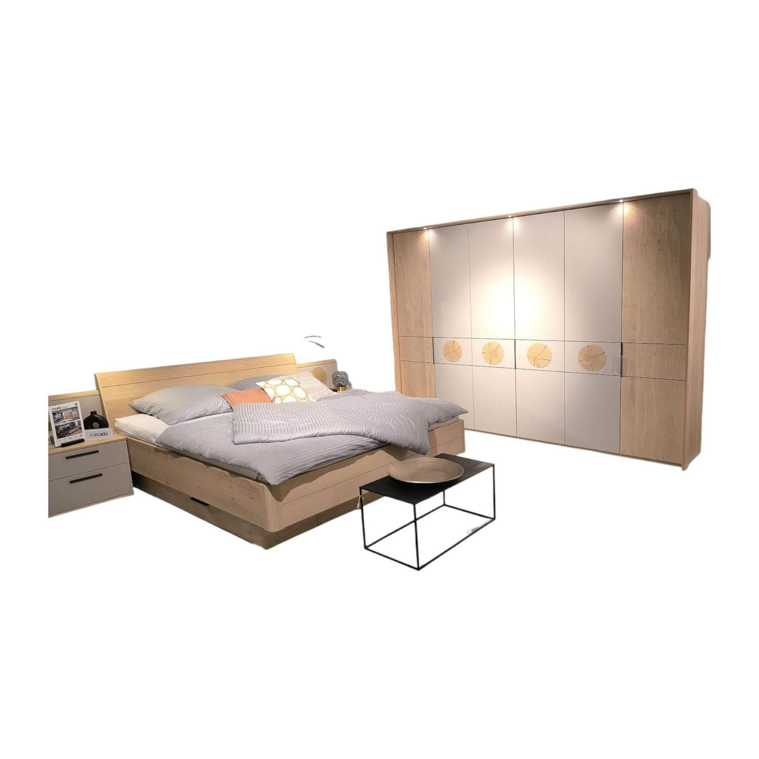 Disselkamp - Schlafzimmer Chicago Balkeneiche Furniert Und Lack Taupe Grau Inklusive LED Beleuchtung - 1