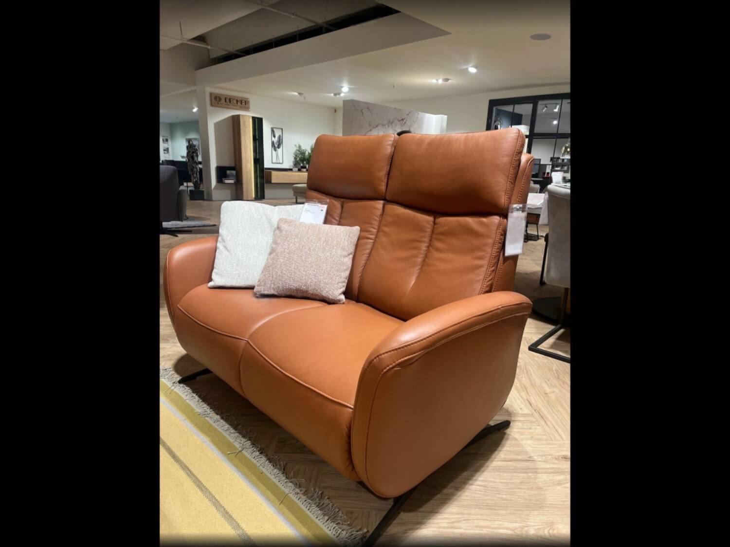 Global - Gestoffeerde suite zitkussen concept leder Credo Brandy Bruin metalen loper Zwart met gemotoriseerde functie - 4