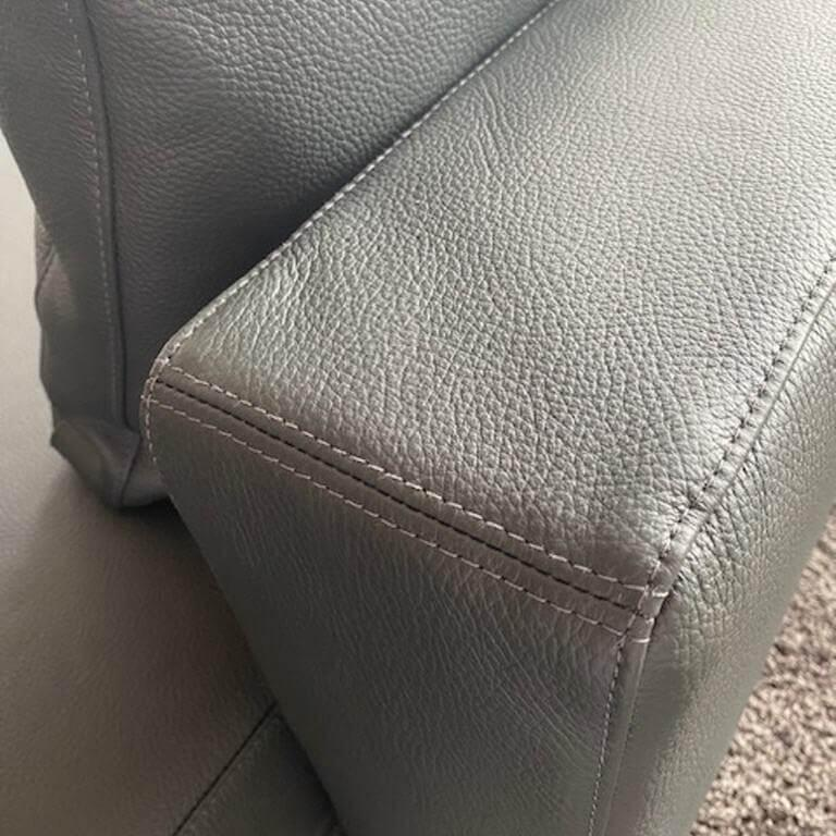 Brühl - Ecksofa Moule Medium Leder Unit 0095 Schwarz Kufe Schwarz Pulverbeschichtet - 6