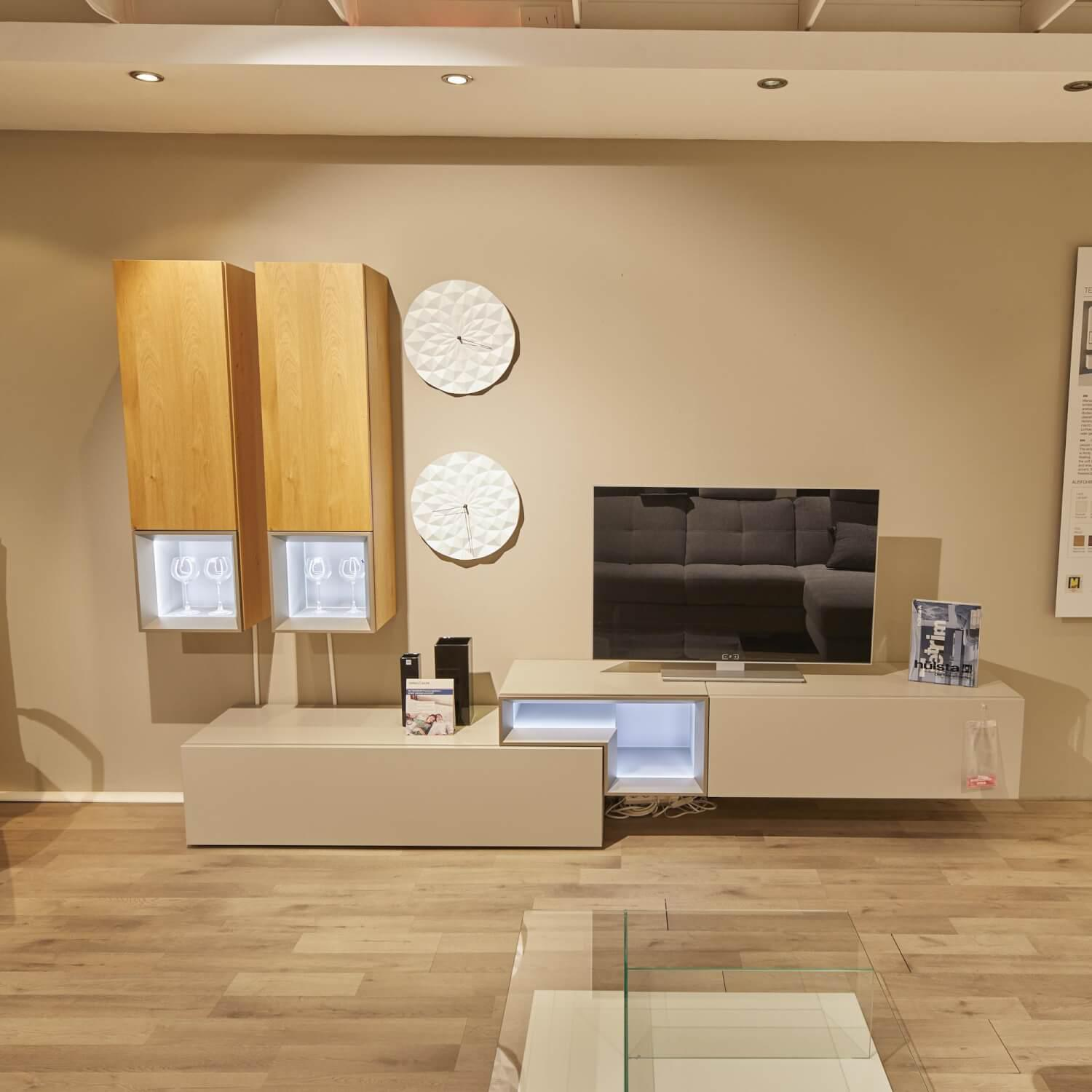 Hülsta - Wohnwand Tetrim Lack Seidengrau Natureiche Rahmen Bronzefarbig Inklusive LED-Rahmenbeleuchtung - 7