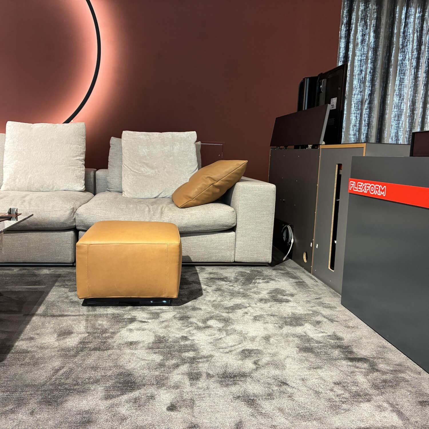 Flexform - Sofa Groundpiece Stoff Elvira 1722 Grau Füße Metall Inklusive Hocker Bangkok - 10