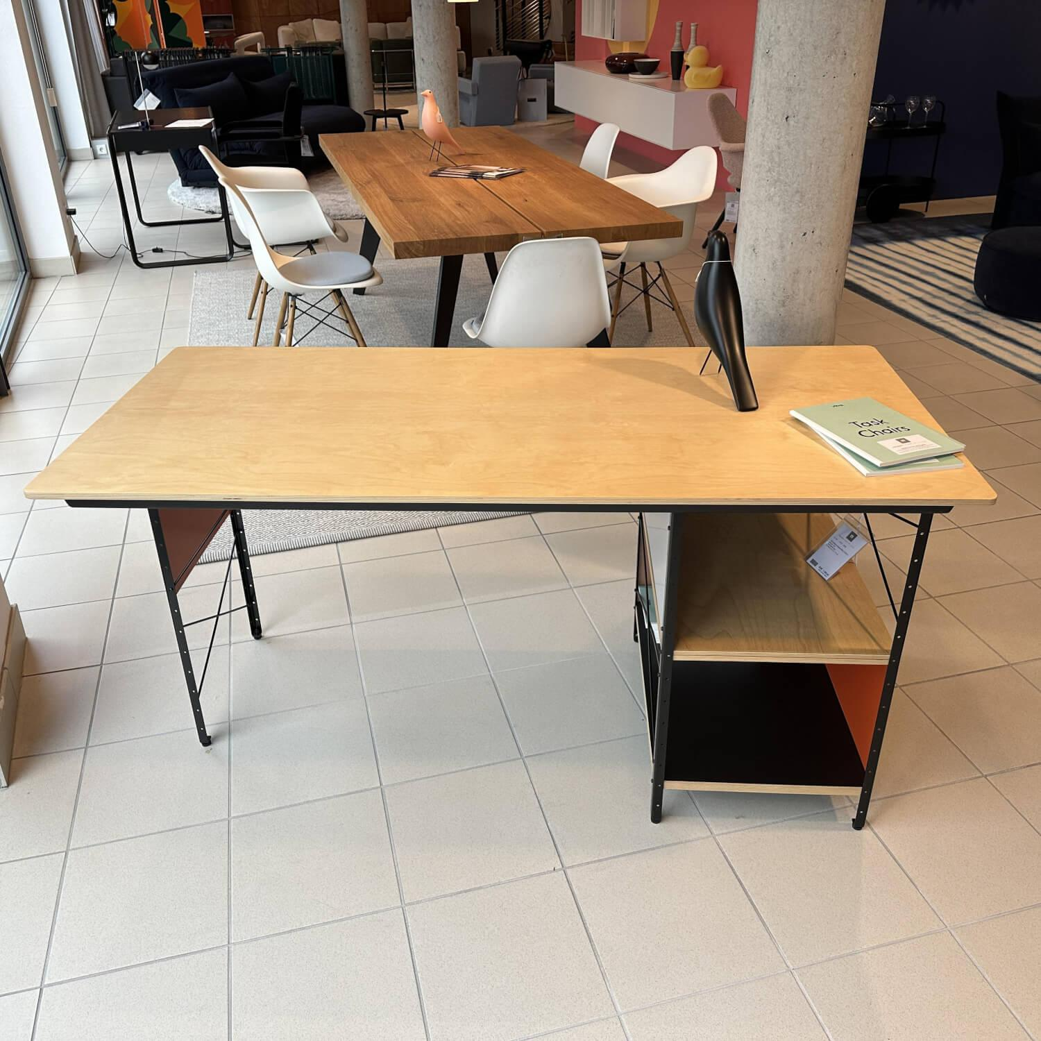Vitra - Schreibtisch Eames EDU Tischplatte Holz Metall Orange / Red Pulverbeschichtet - 2