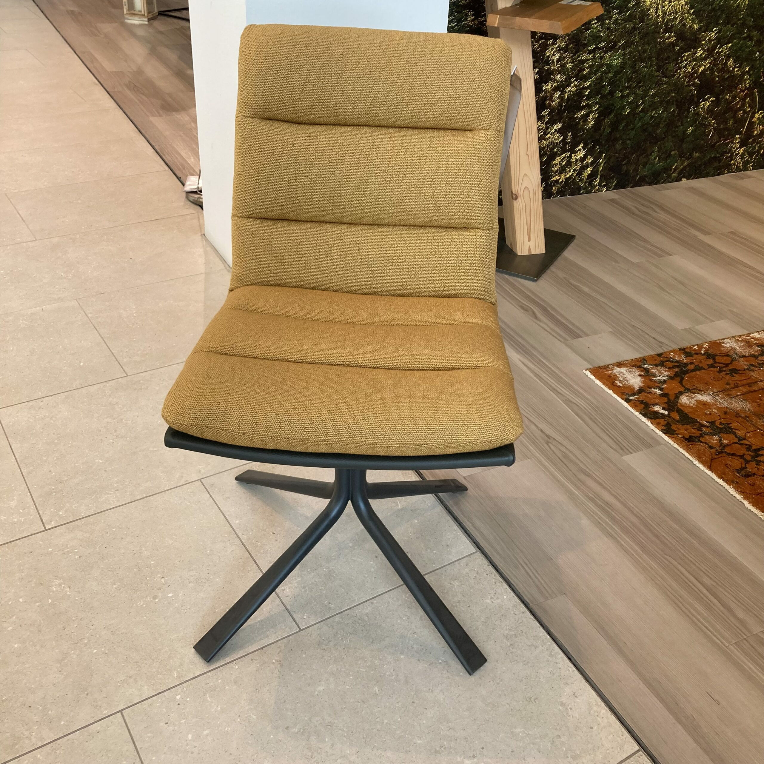 Wimmer - Stuhlgruppe Wieck Stoff Ocean Und Q2 Ocean Orange Und Gelb Gestell Metall Schwarz - 3