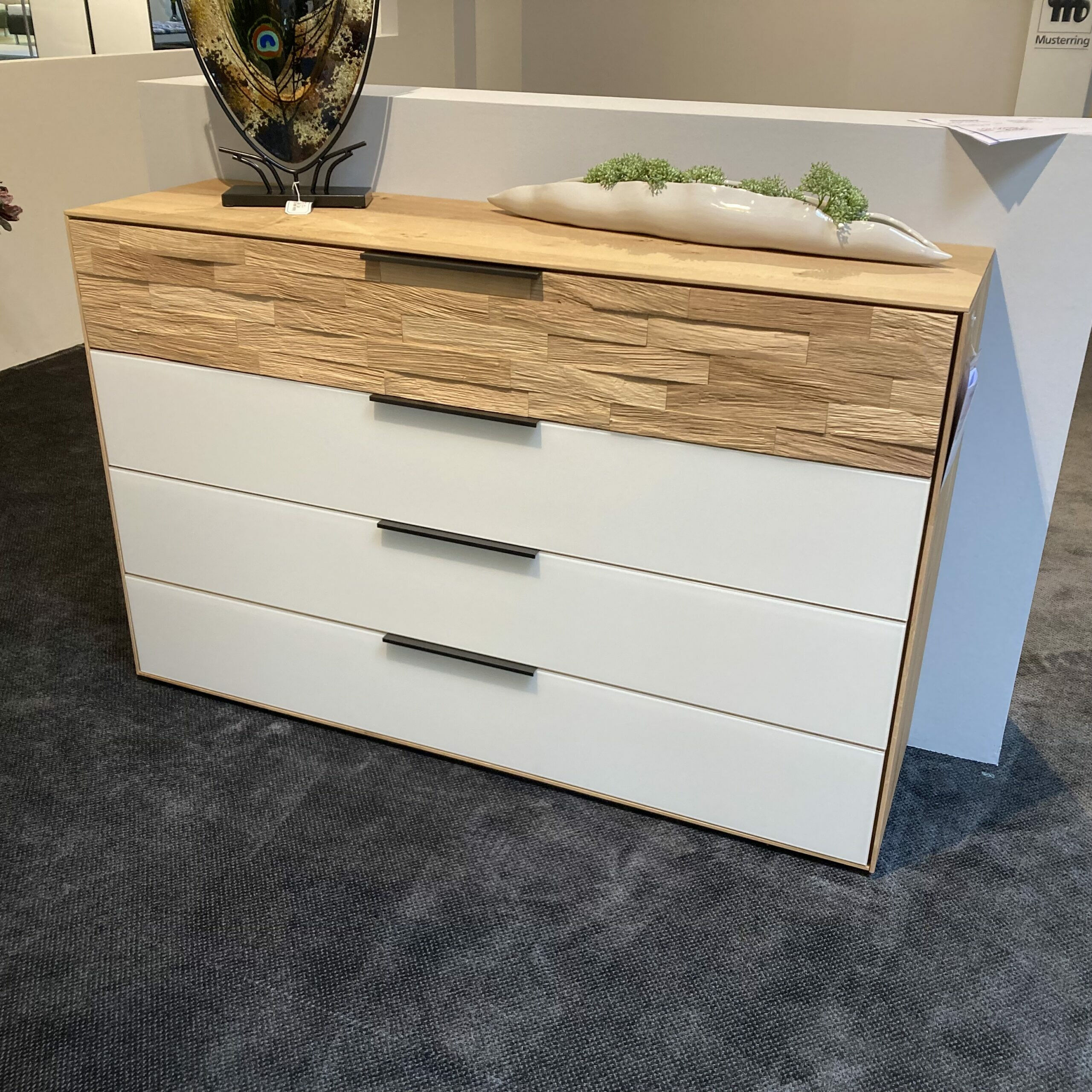 Wöstmann - Kommode WSM2800 Wildeiche Soft Gebürstet Mattglas Magnolie 4 Schubkästen - 3