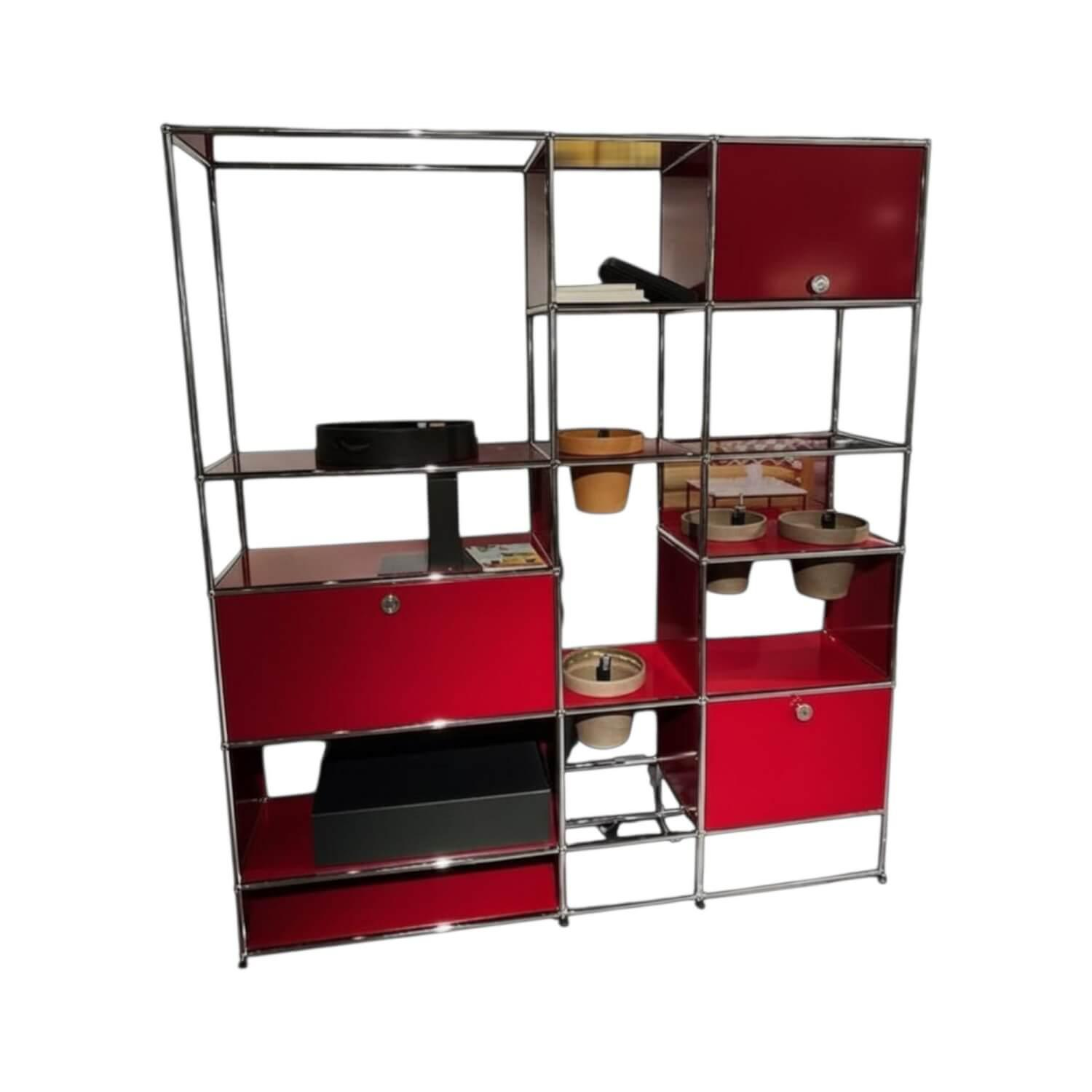 USM Haller - Regal Lack Rubinrot 23 Rot Mit E Elementen Und Pflanzentöpfen - 1