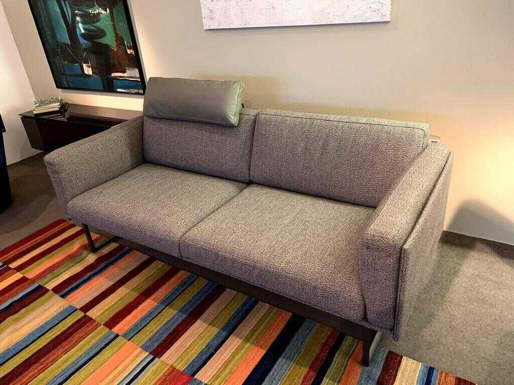 Cassina - Sofa "8" 2-Sitzer Stoff 20305 Quarzo 13F364 mit verstellbarer Kopftsütze in Leder - 6
