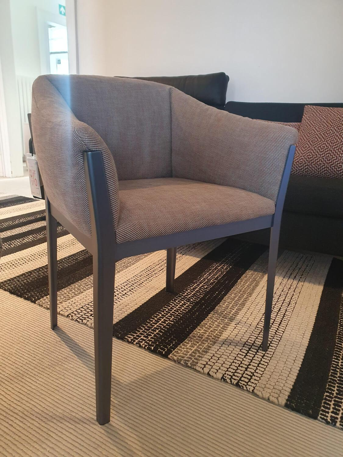 Cassina - Armlehnstuhl Cotone Stoff 13F935 Hellblau Braun Gestell Aluminium Eloxiert Grau Blau Matt - 3