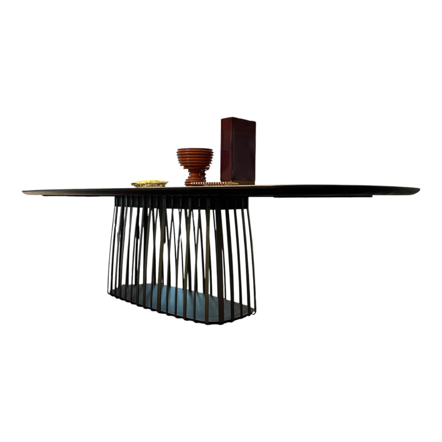 Janua - Tisch Basket BC 07 Platte Eiche Geräuchert Anthrazit Geölt Gestell Stahllasur Bronze Mit Kieselkante - 1