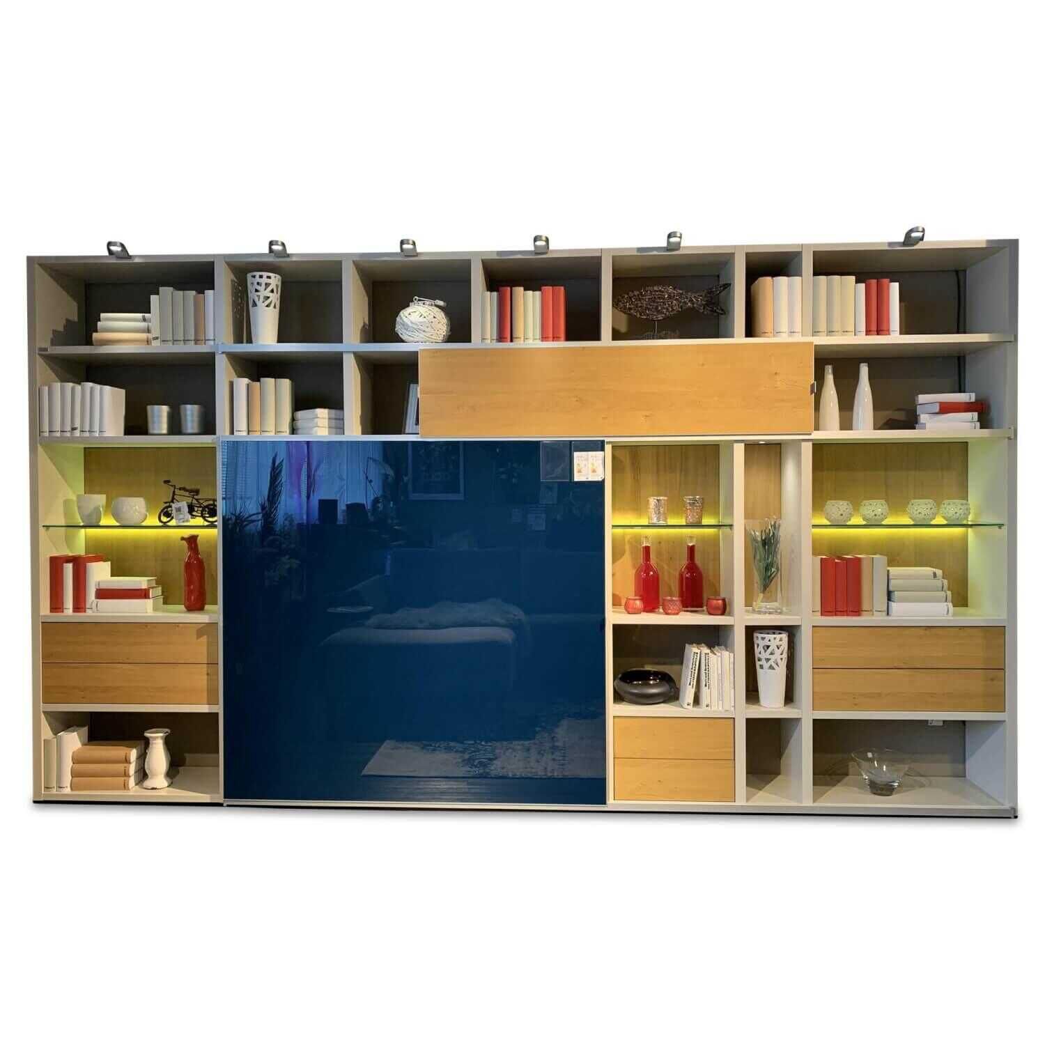h-C3-BClsta-wohnwand-mega-design-natur-eiche-lack-wollwei-C3-9F-blau-3a1c61cd2b19 Hülsta - Wohnwand Mega Design Natur Eiche Lack Wollweiß Blau - 1