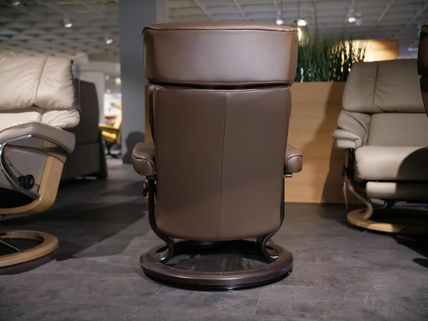 Stressless - Sessel Erik S Mit Hocker Bezug Leder 094 Plaoma Espresso Braun Gestell Classic Holzfarbe Wenge Schwarz - 9