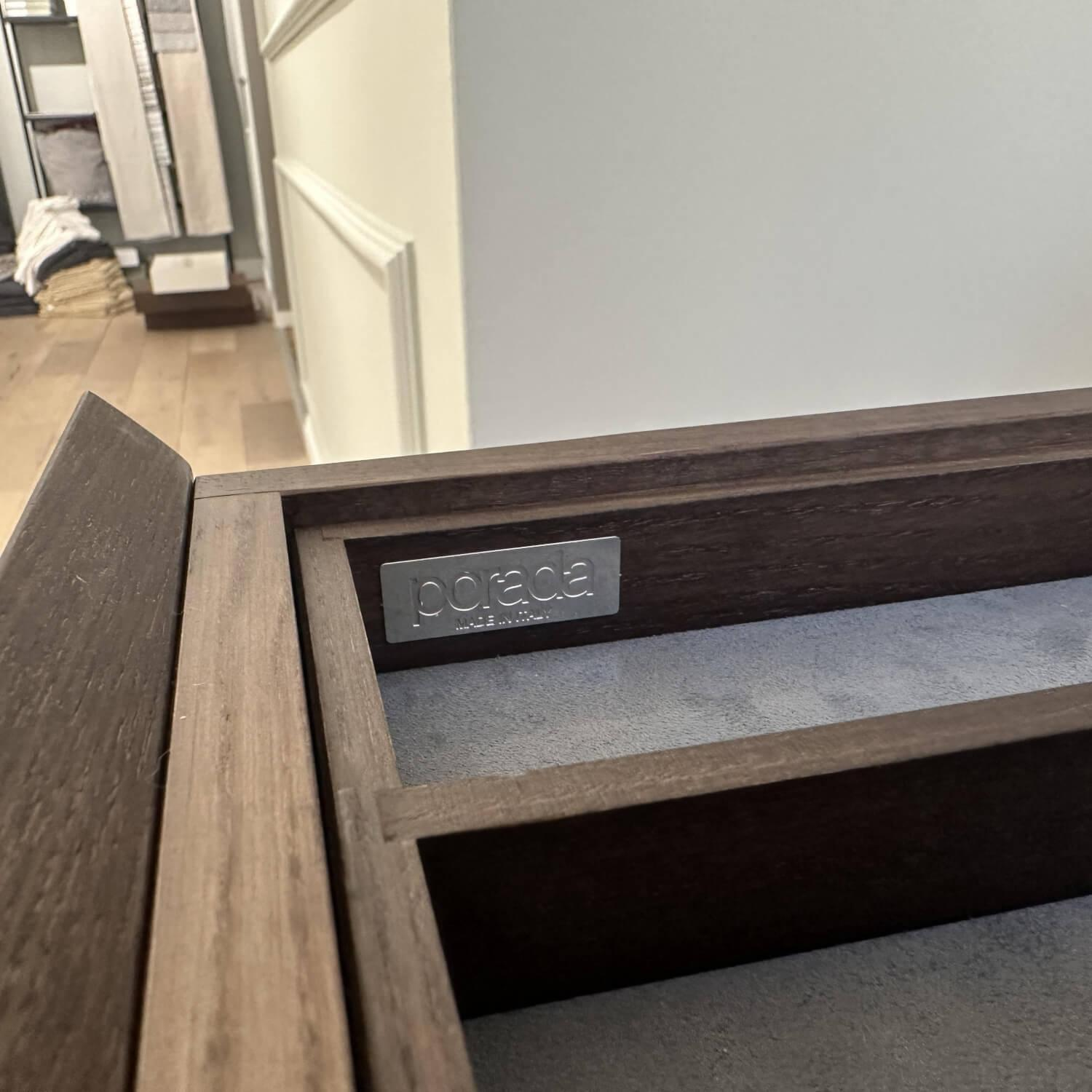 Porada - Schminktisch Dafto Esche Nussbaumfarbig Gebeizt Metall Bronzefarbig - 2