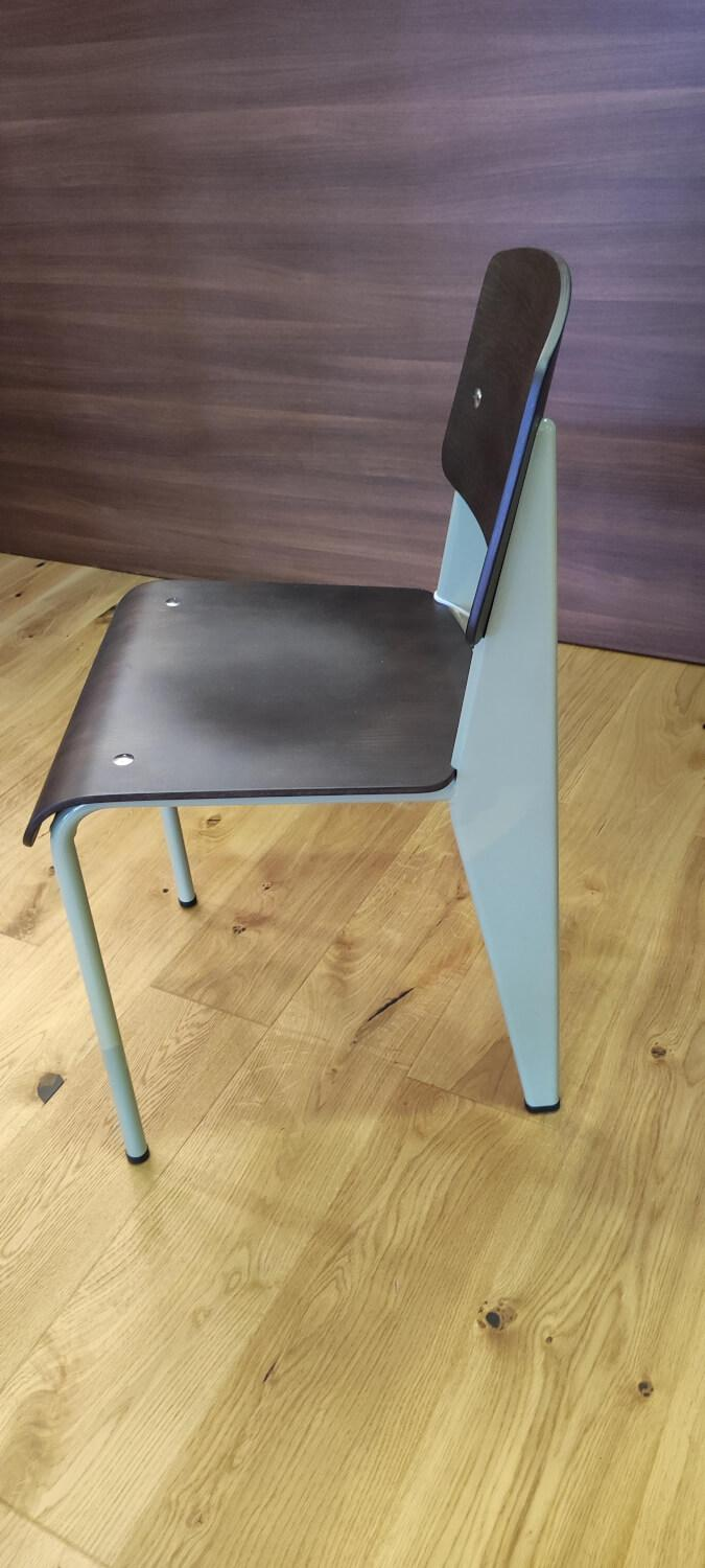 Vitra - Stuhl Standard Sitz Und Rücken Eiche Dunkel Gestell Metall Prouvé Gris Vermeer 13 Grün Pulverbeschichtet - 2